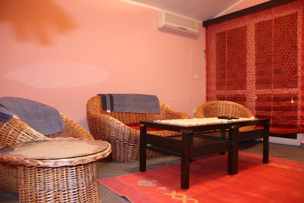 Apartments Durutovic Bar Esterno foto
